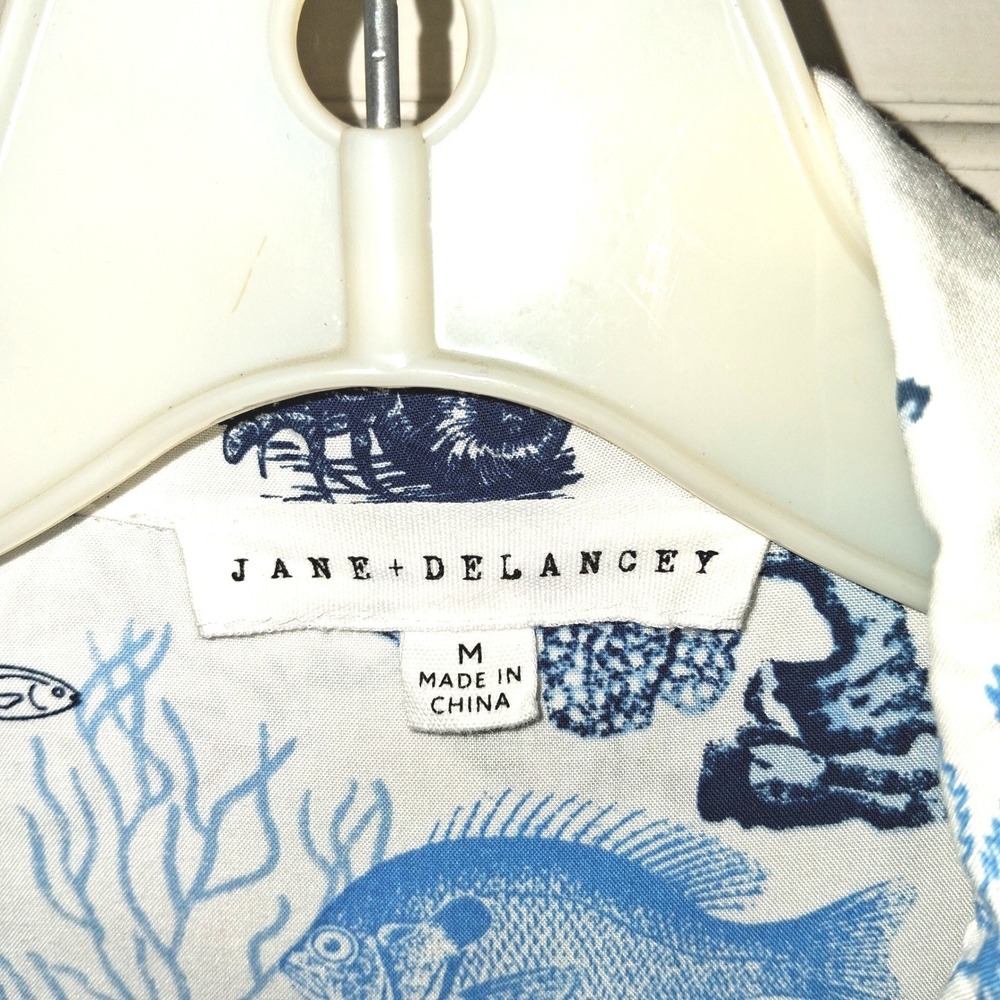 Jane + Delancey Womens Blue Sea Life Print Rayon Button Down Shirt Size Medium - Picture 3 of 16